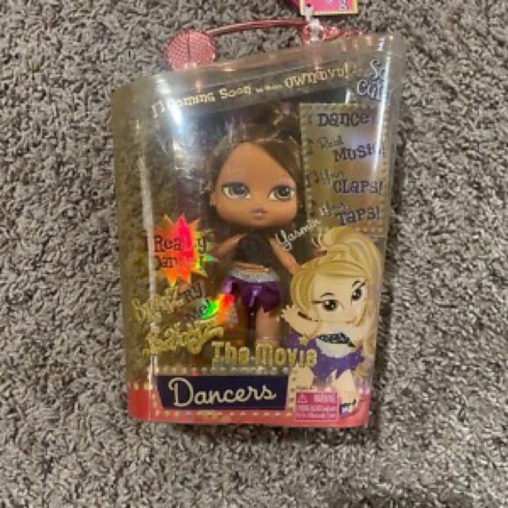 Bratz The Movie Dancers Doll - Brown Hair with Purple Outfit Yazmin